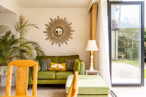 Dining Room- click for photo gallery